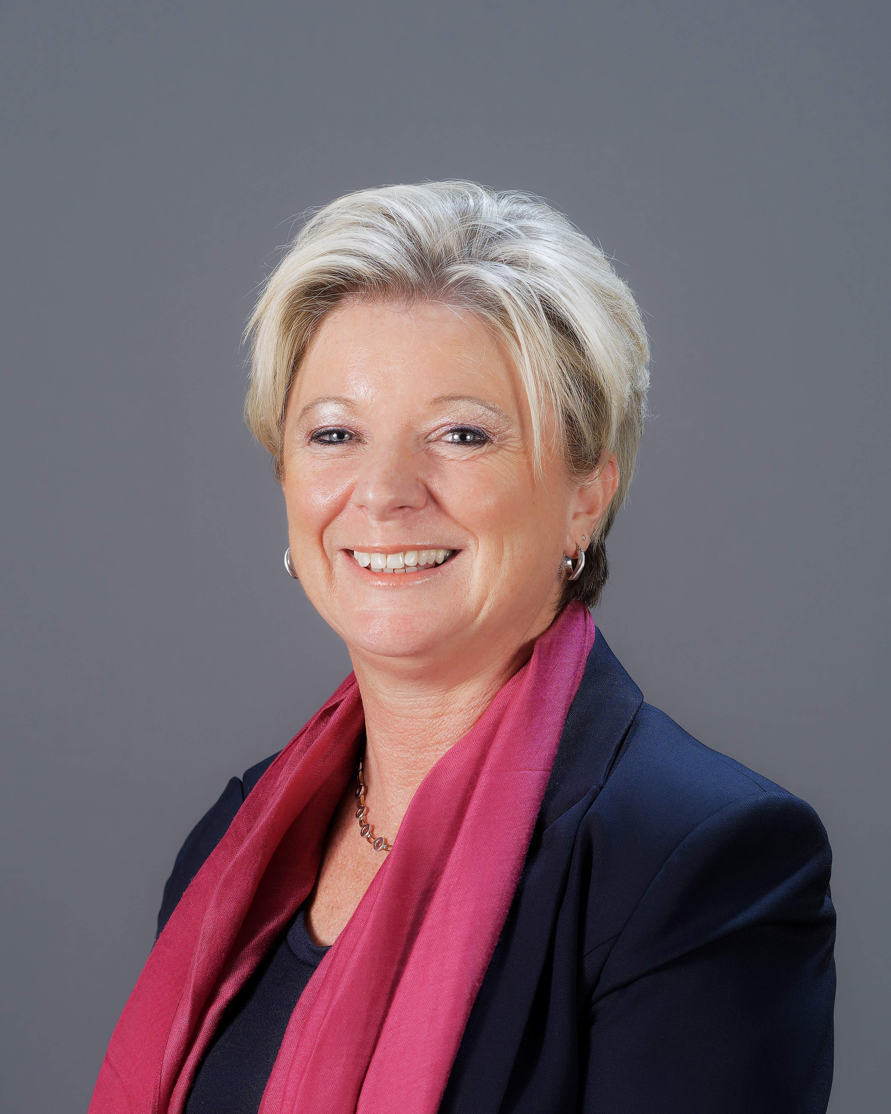 Jane Hanson CBE headshot